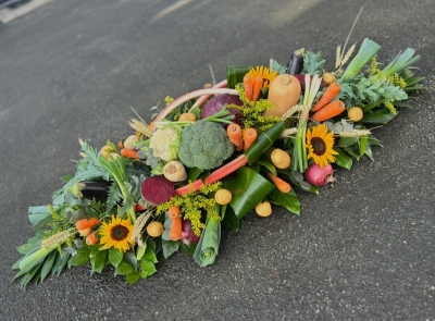 Vegetable Casket Spray